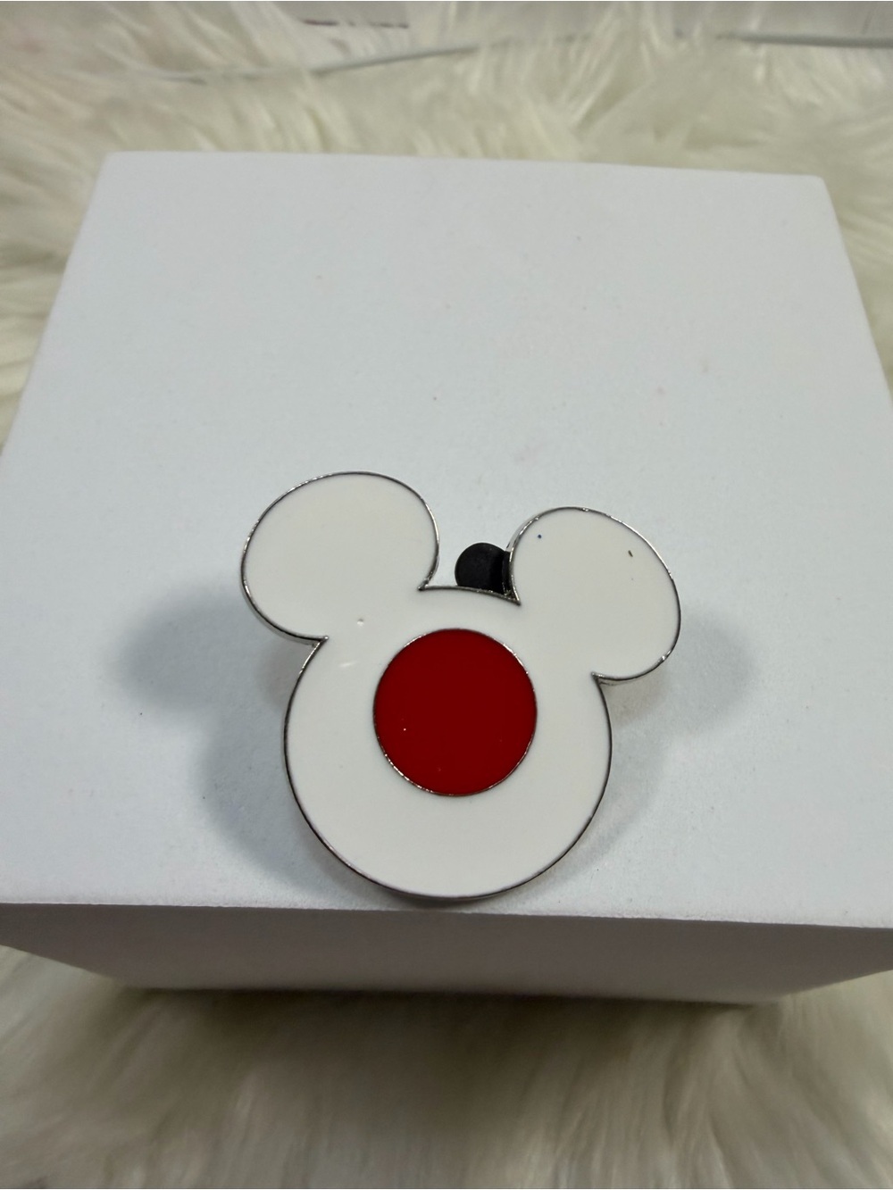 💙3/$20💙 DISNEY White and Red Mickey Head Enamel Pin